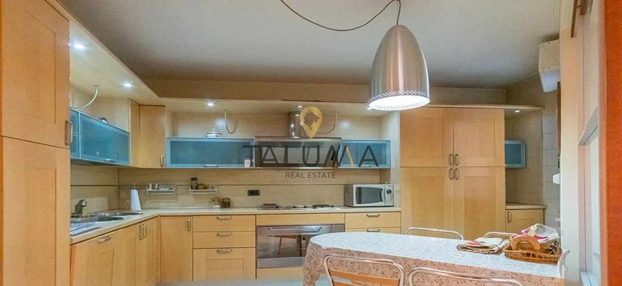 Prodaja, stan, 285m², Preko Morače, Podgorica