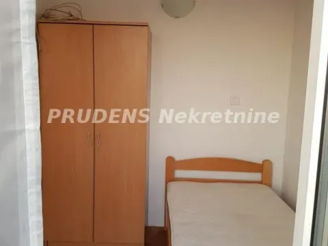 Izdavanje, jednosoban stan, 36m², Južni Bulevar, Vračar Sve Podlokacije - image 4