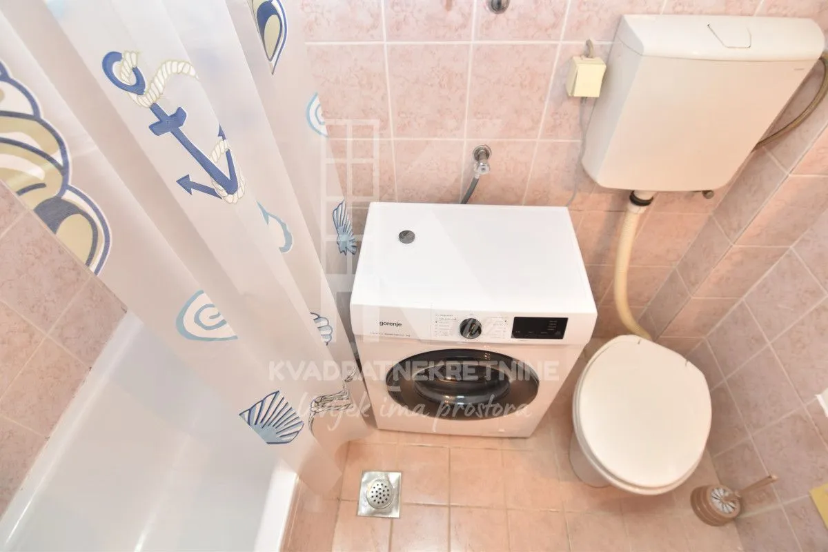 Izdavanje, jednosoban stan, 56m², Stara Varoš, Podgorica