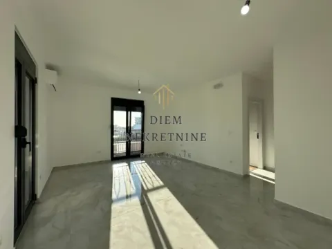 Izdavanje, jednosoban stan, 47m², Čeluga, Bar - image 9