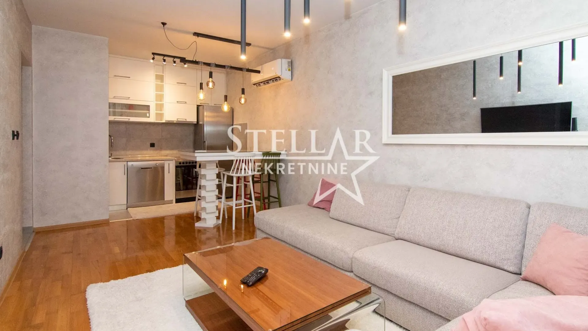 Rent, two bedroom apartment, 60m², Pobrežje, Podgorica