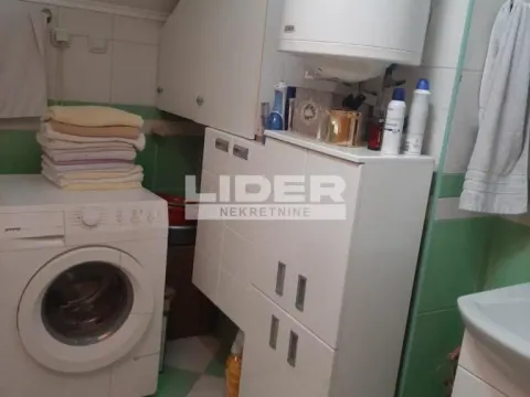 Prodaja, četvorosoban stan, 87m², Zemun Centar, Zemun Sve Podlokacije - image 10