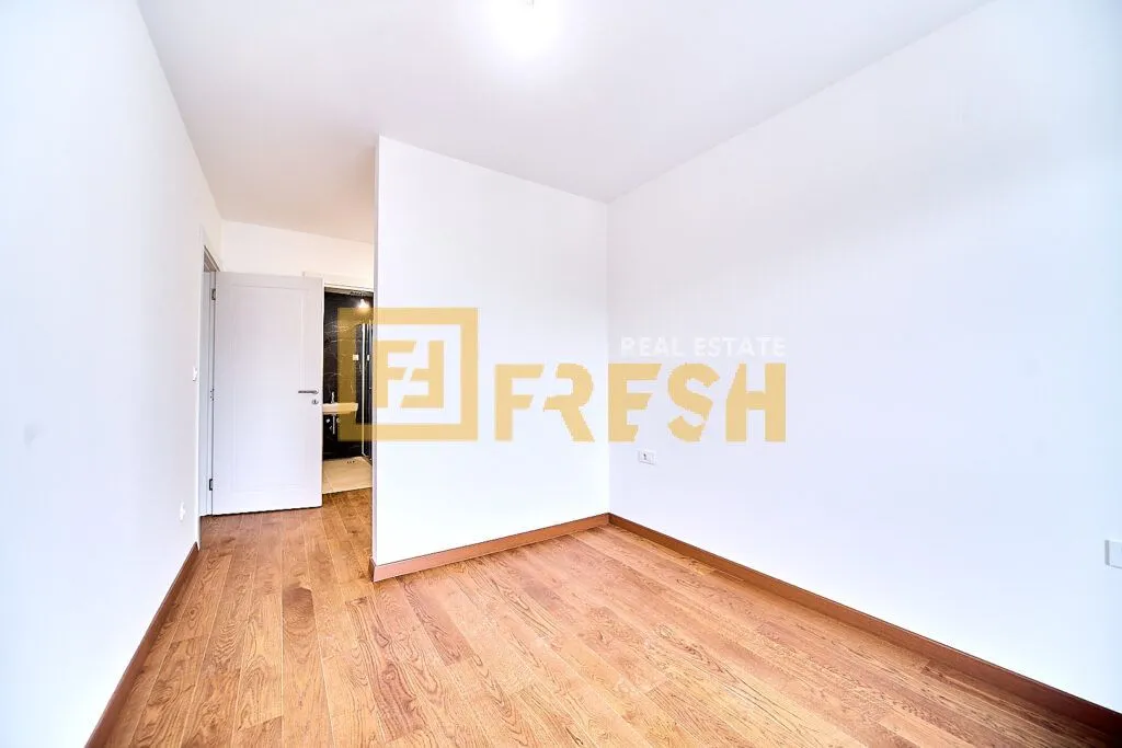 Prodaja, trosoban stan, 110m², Tološi, Podgorica
