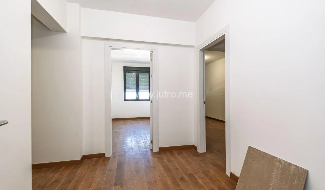 Rent, studio apartment, Tološka šuma, Podgorica