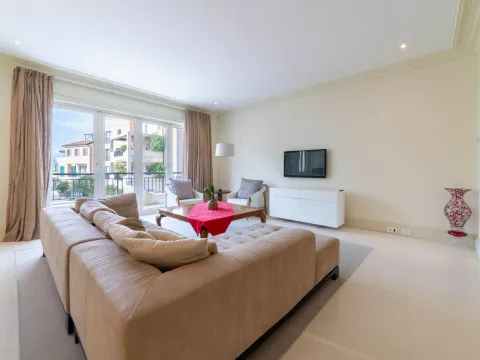 Prodaja, dvosoban stan, 150m², Porto Montenegro, Tivat - image 4