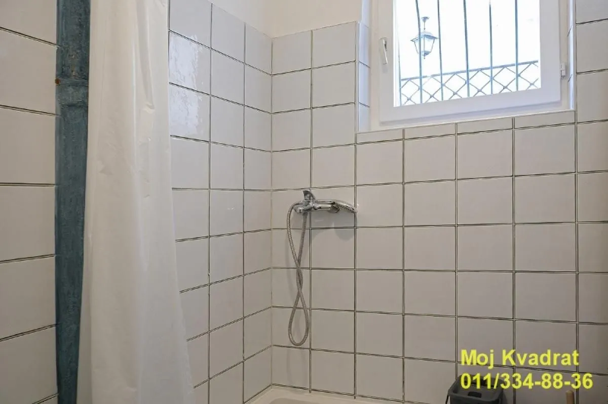 Sale, three bedroom apartment, 84m², Profesorska Kolonija, Palilula Sve Podlokacije