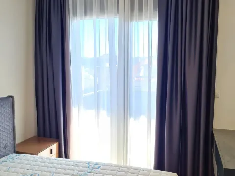 Izdavanje, dvosoban stan, 80m², Centar, Bar - image 9