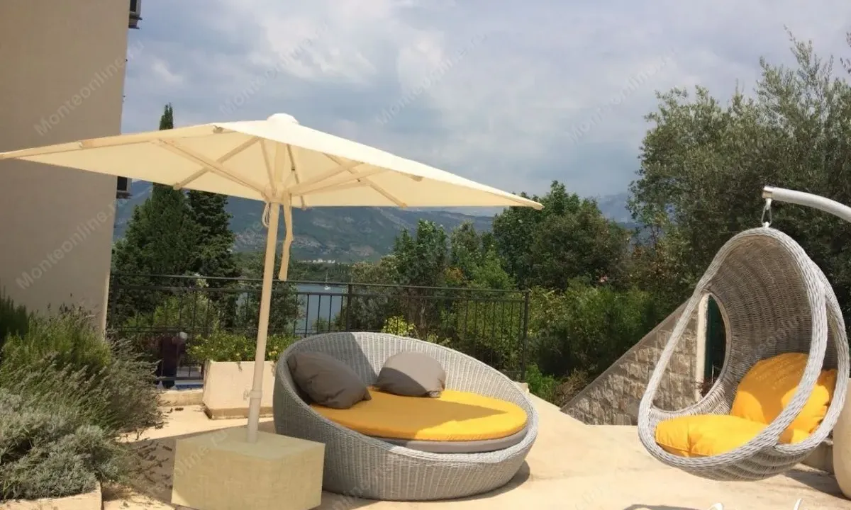 Sale, three bedroom apartment, 98m², Krašići, Tivat