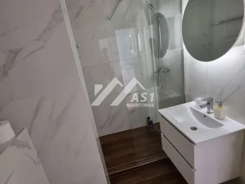 Izdavanje, jednosoban stan, 31m², Grbavica, Novi Sad Sve Podlokacije - image 12