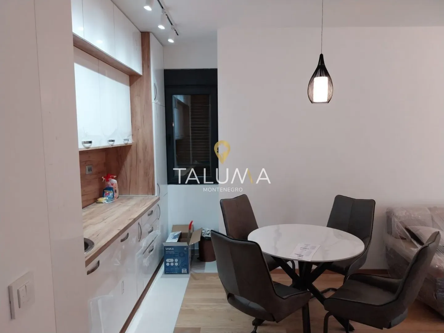Rent, two bedroom apartment, 55m², City Kvart, Podgorica