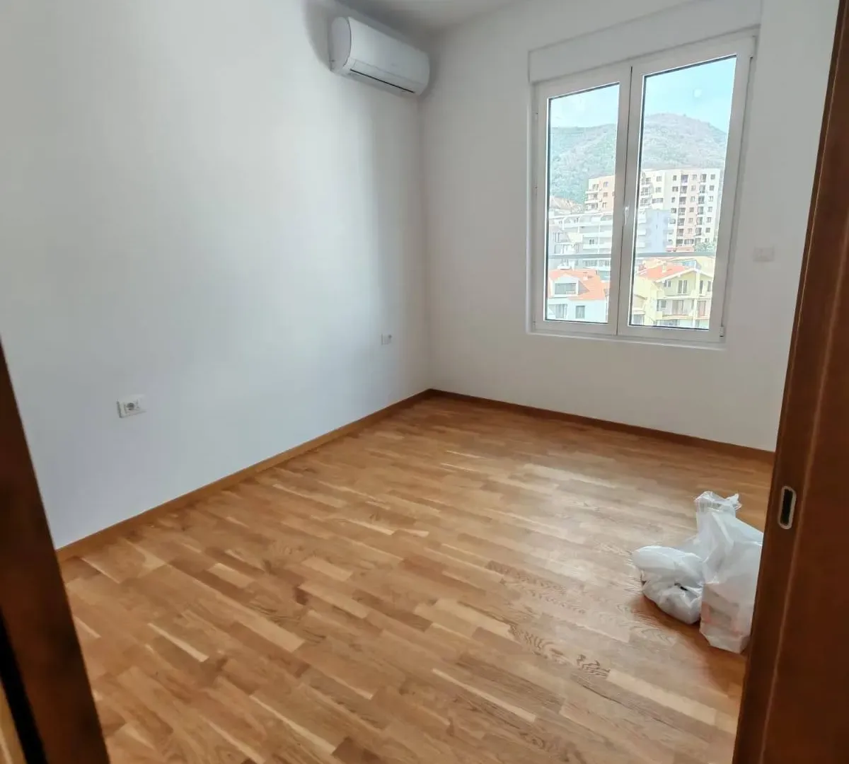 Sale, two bedroom apartment, 56m², Bečići, Budva
