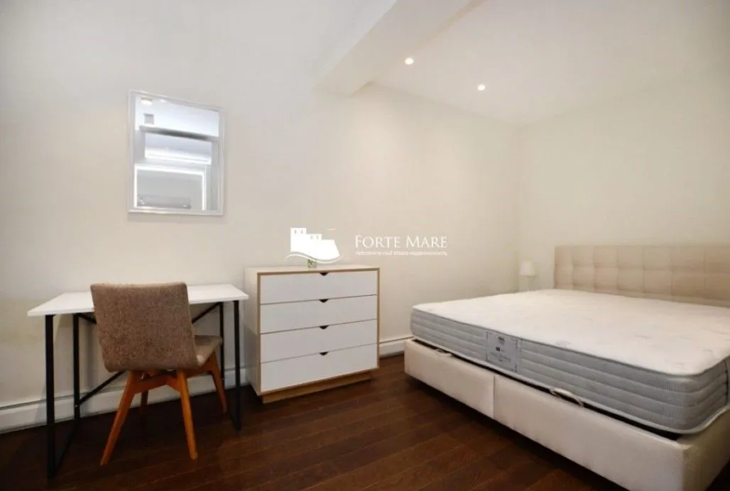 Prodaja, dvosoban stan, 74m², Đenovići, Herceg Novi