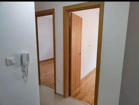 Rent, two bedroom apartment, 69m², Ljubović, Podgorica - image 11