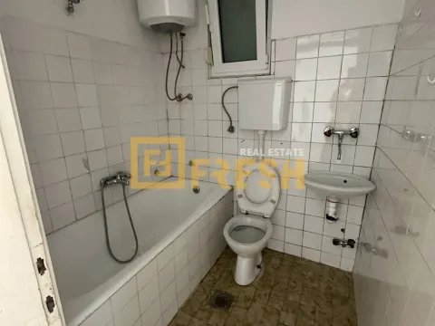 Sale, house, 289m², Dalmatinska ulica, Podgorica - image 12