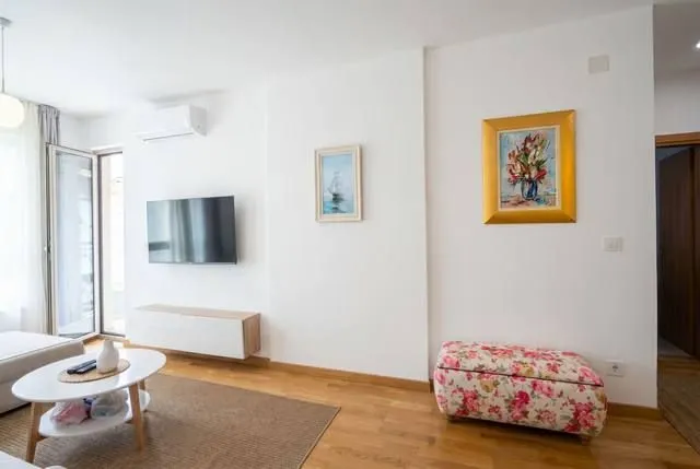 Prodaja, jednosoban stan, 43m², Bečići, Budva