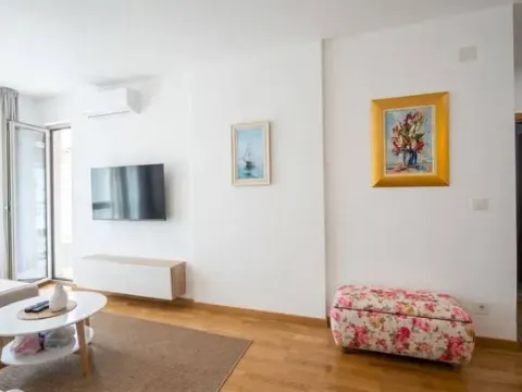 Prodaja, jednosoban stan, 43m², Bečići, Budva - image 3