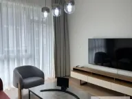 Izdavanje, trosoban stan, 72m², Savski Venac, Beograd - image 1