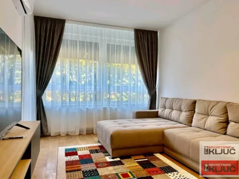 Izdavanje, jednosoban stan, 45m², Spens, Novi Sad Sve Podlokacije - image 12