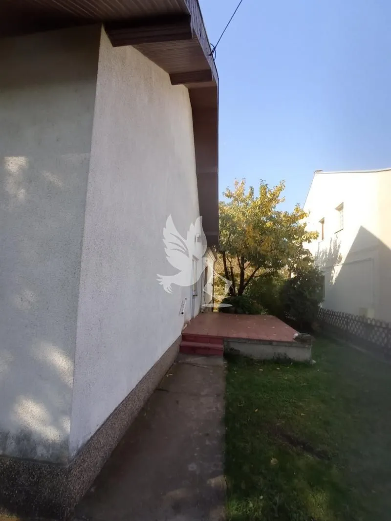 Prodaja, kuća, 215m², Mladenovac selo, Mladenovac