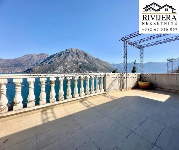 Sale, two bedroom apartment, 92m², Kostanjica, Kotor