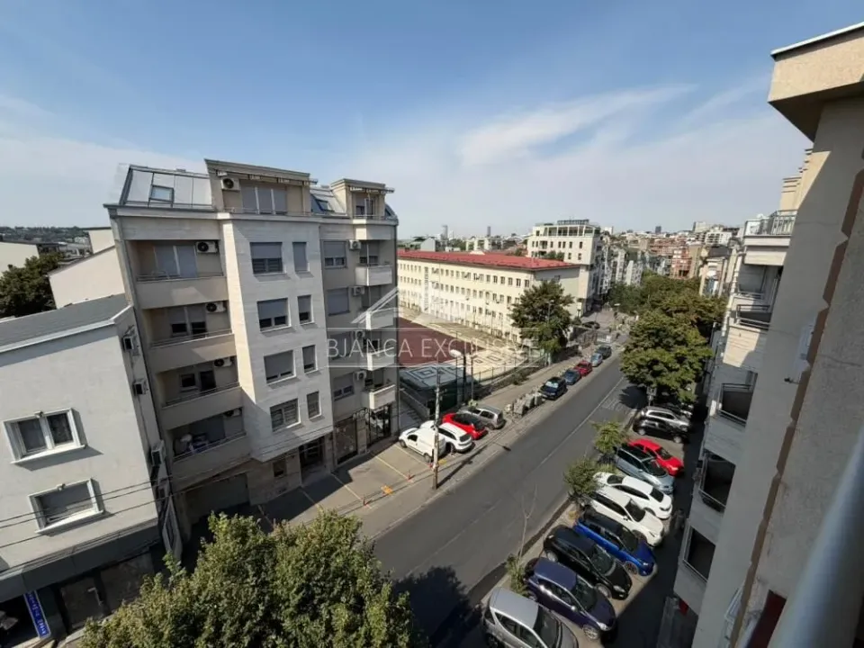 Prodaja, četvorosoban stan, 120m², Južni Bulevar, Vračar Sve Podlokacije