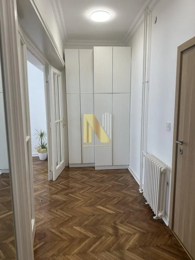 Prodaja, trosoban stan, 78m², Centar, Novi Sad