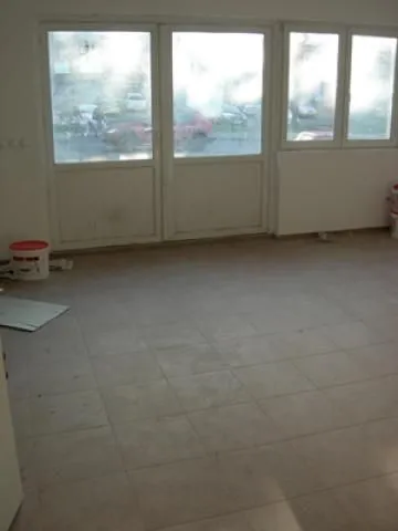 Rent, office space, 46m², Karaburma, Palilula Sve Podlokacije