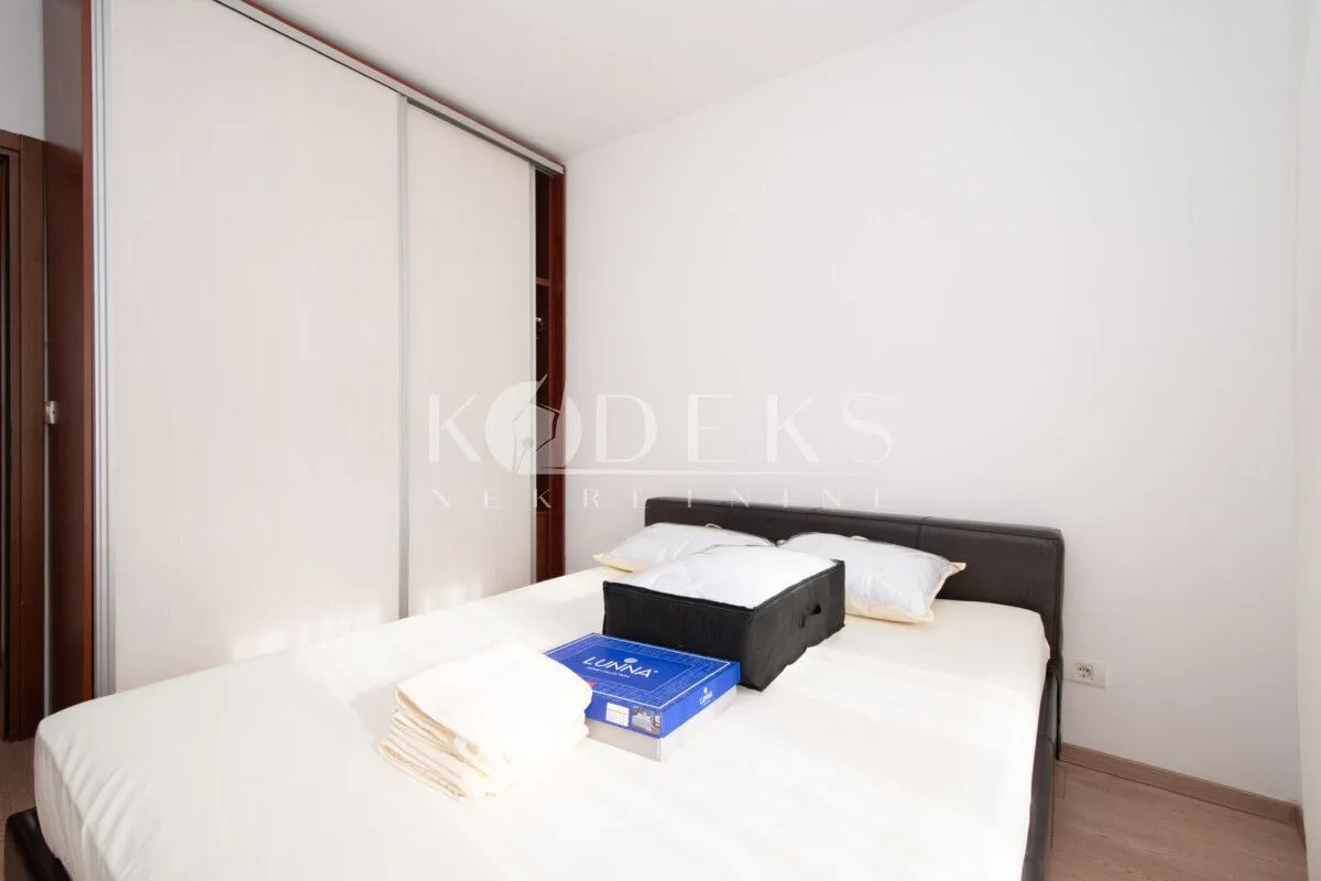 Izdavanje, dvosoban stan, 75m², City Kvart, Podgorica