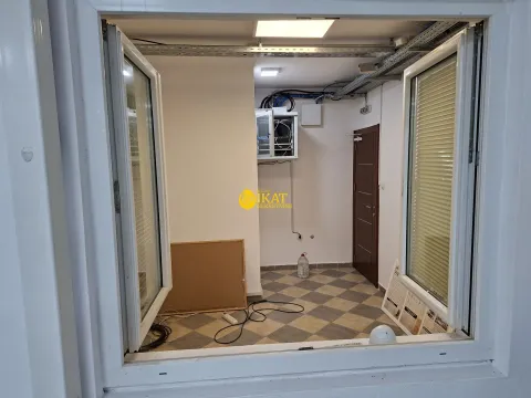 Izdavanje, poslovni prostor, 650m², Altina, Beograd - image 10