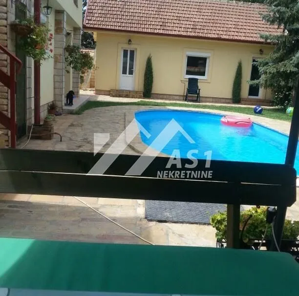 Rent, house, 240m², Novi Majur, Petrovaradin