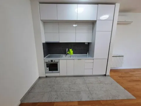Izdavanje, dvosoban stan, 67m², Medijana, Niš - image 2