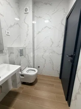 Izdavanje, dvosoban stan, 57m², Pod Goricom, Podgorica - image 11