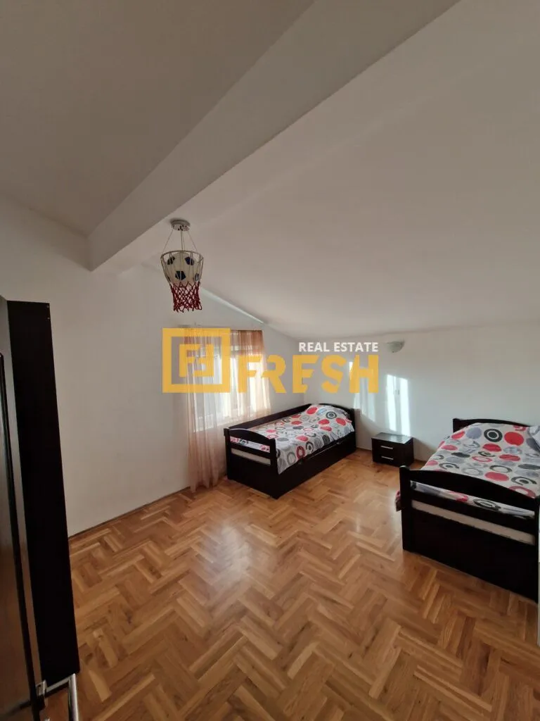 Rent, two bedroom apartment, 115m², Tološi, Podgorica