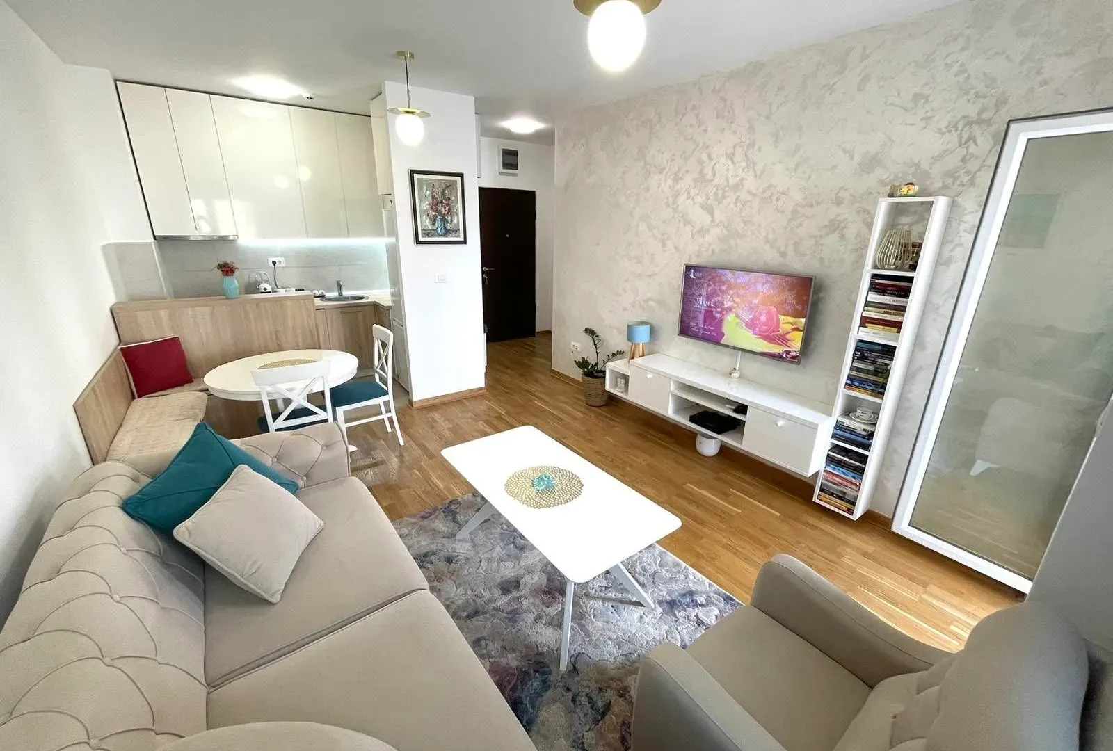 Rent, one bedroom apartment, 45m², City Kej, Podgorica