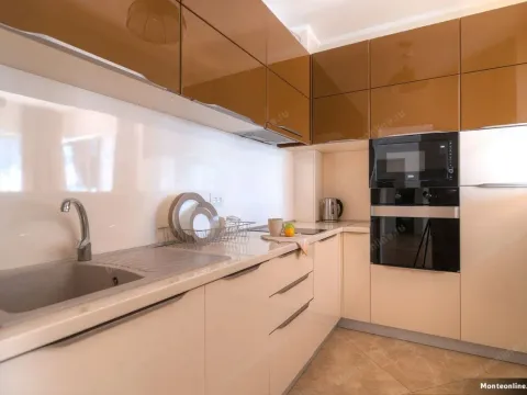 Prodaja, trosoban stan, 104m², Bečići, Budva - image 6