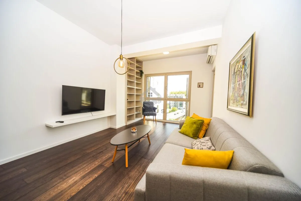 Izdavanje, jednosoban stan, 47m², Vezirov Most, Podgorica