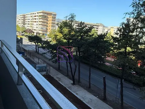 Rent, one bedroom apartment, 40m², Central Point, Podgorica - image 9