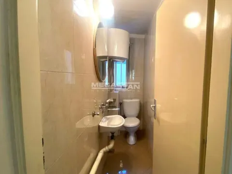 Prodaja, kuća, 161m², Bogoslovija, Palilula Sve Podlokacije - image 11