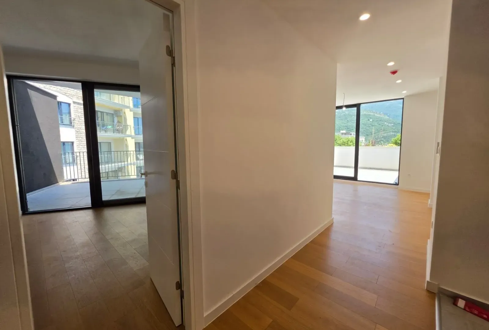 Prodaja, dvosoban stan, 109m², Bečići, Budva