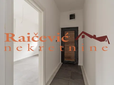 Sale, three bedroom apartment, 72m², Olimp, Zvezdara Sve Podlokacije - image 7