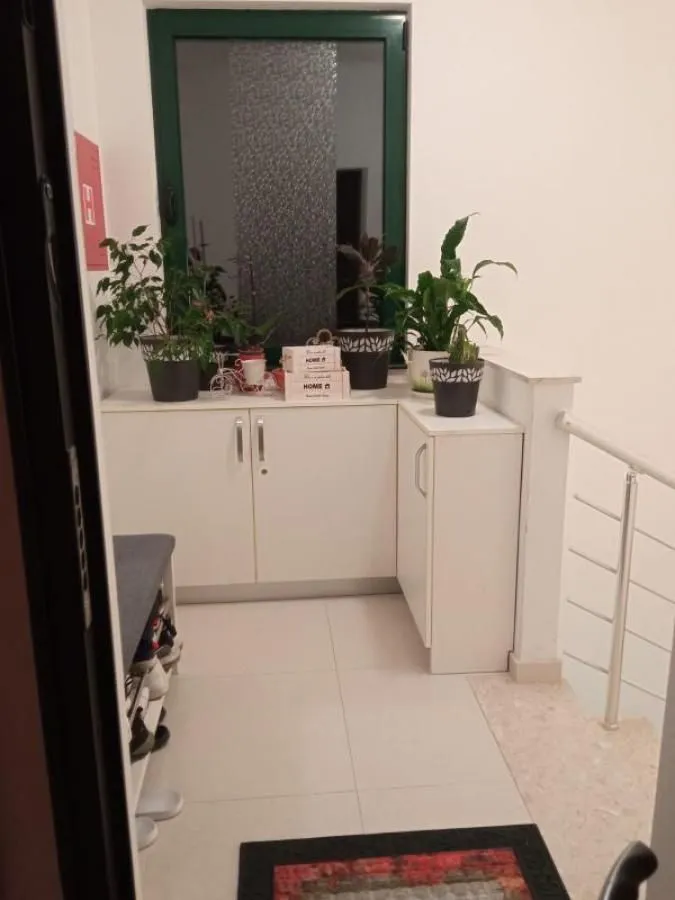 Prodaja, trosoban stan, 101m², Tivat, Crna Gora