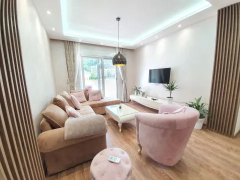 Prodaja, dvosoban stan, 67m², Budva, Crna Gora - image 1