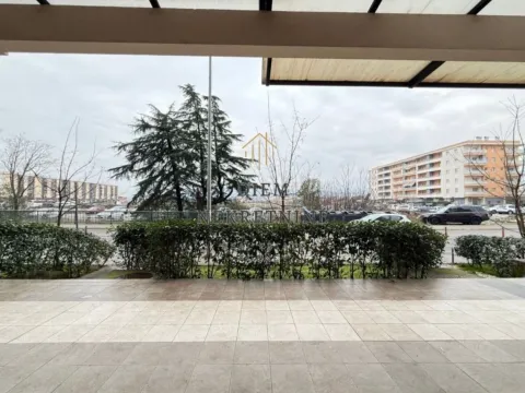 Rent, office space, 95m², City Kvart, Podgorica - image 1
