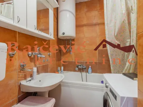 Prodaja, trosoban stan, 76m², Stari Grad, Beograd - image 13