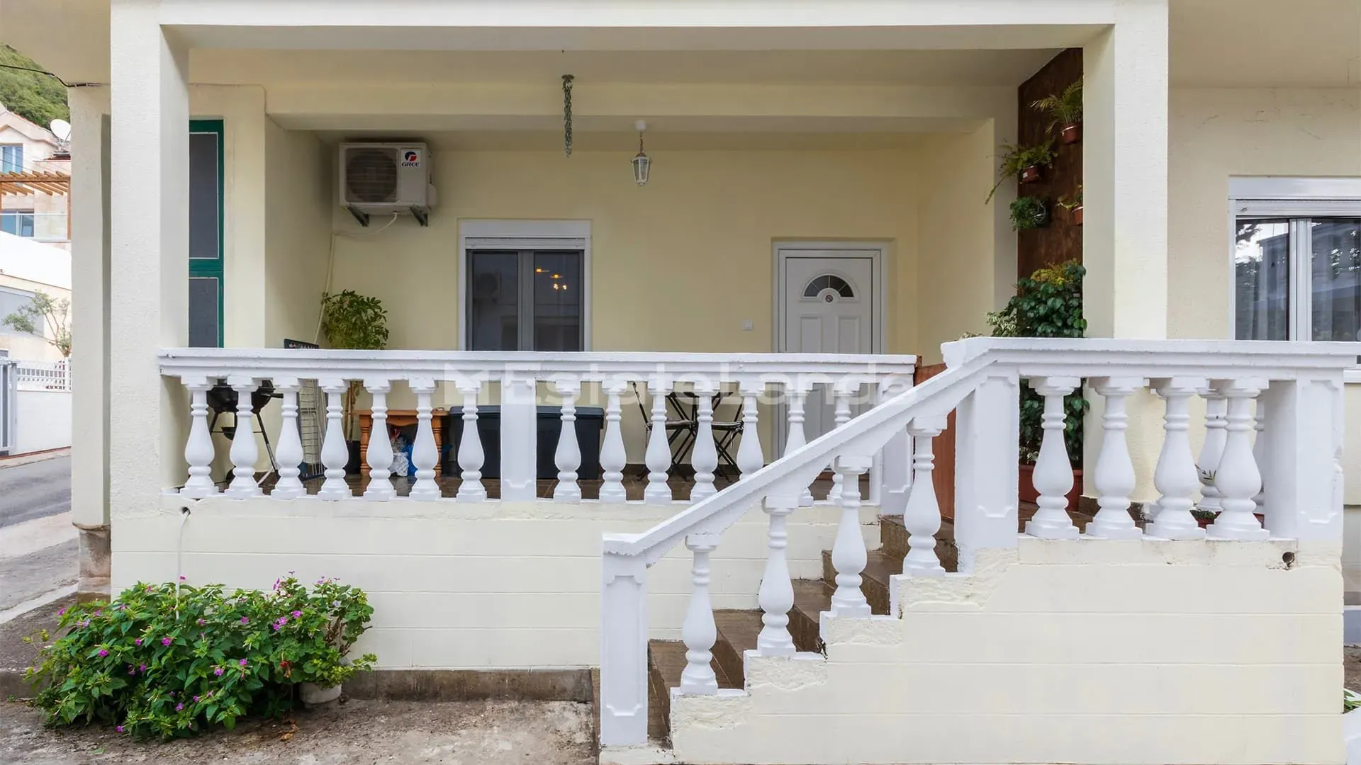 Prodaja, trosoban stan, 92m², Donja Lastva, Tivat