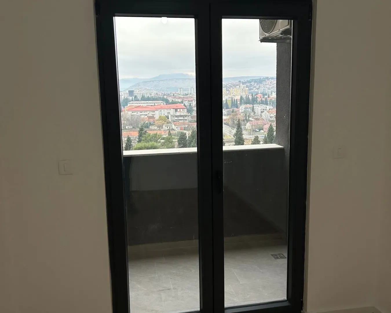 Prodaja, jednosoban stan, 43m², Stari Aerodrom, Podgorica