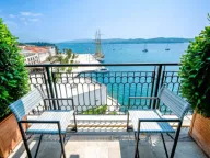 Sale, two bedroom apartment, 135m², Porto Montenegro, Tivat - image 1
