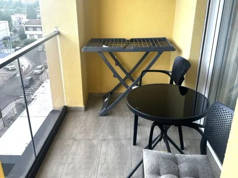 Prodaja, jednosoban stan, 45m², Pobrežje, Podgorica - image 11