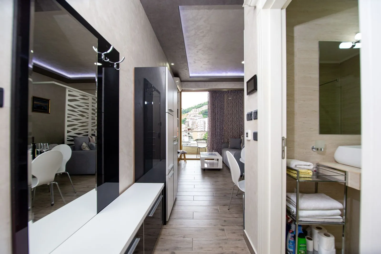 Rent, studio apartment, 30m², Budva, Crna Gora
