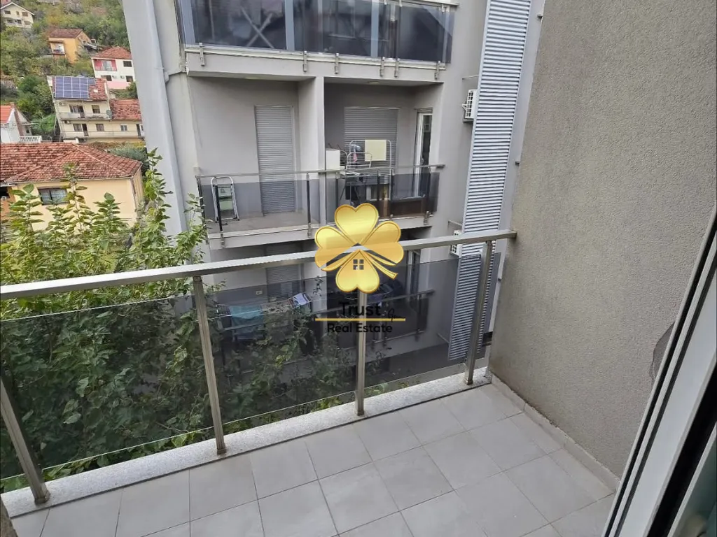 Prodaja, jednosoban stan, 43m², Momišići, Podgorica